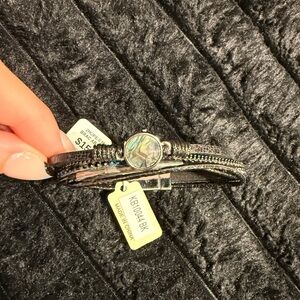 Black Leather Bracelet with Abalone Shell